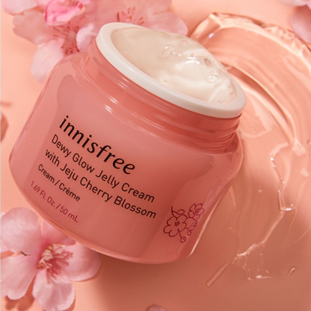Innis Dewy Glow jelly cream with cherry blossom